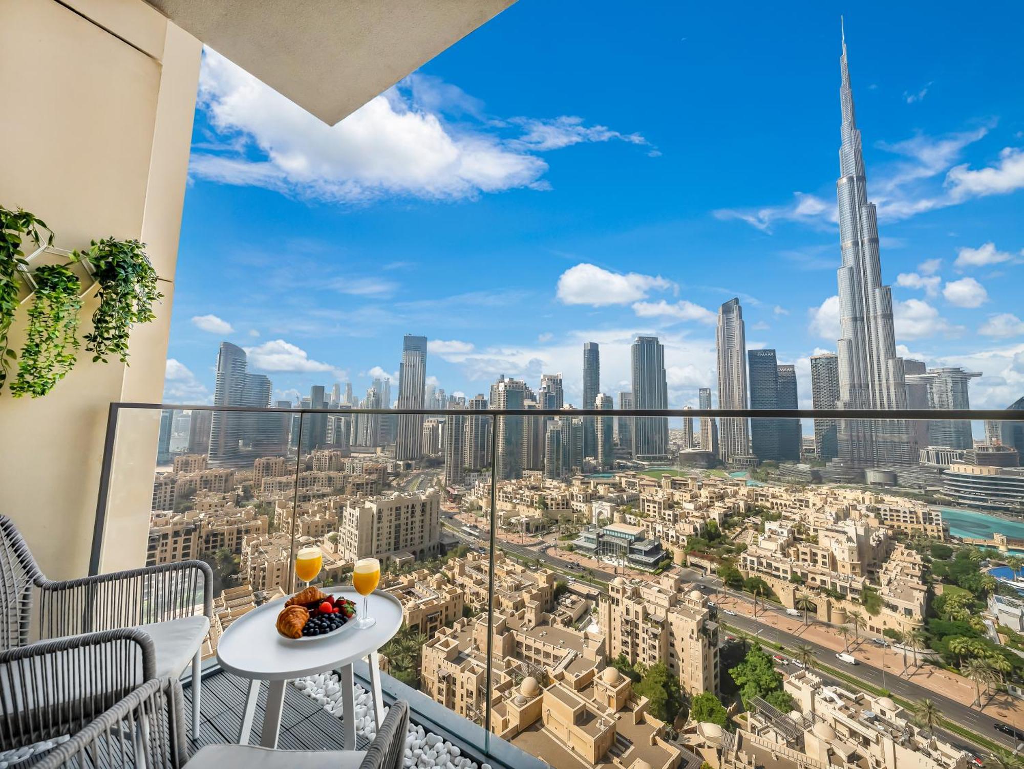 Smartstay At Burj Royale - Full Burj Khalifa View - Brand New Luxury Apartments Dubai Exterior foto